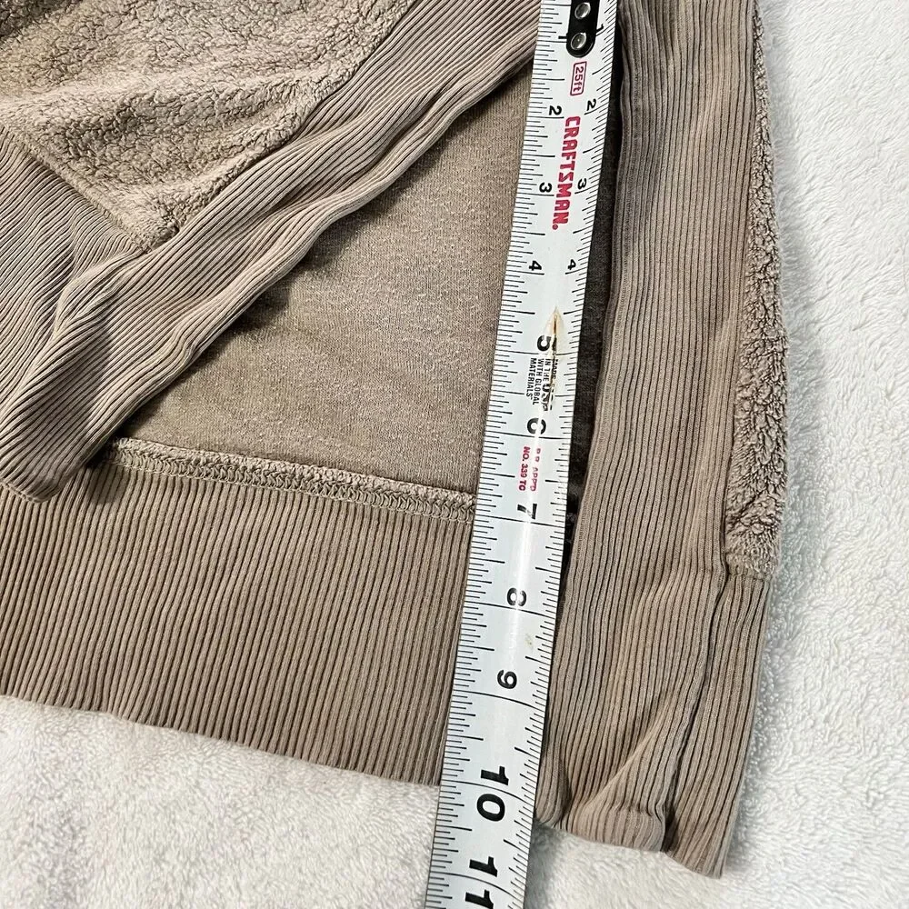Aerie Tan Knit Crew Neck Pullover Sweatshirt Women’s Size M Side Slit